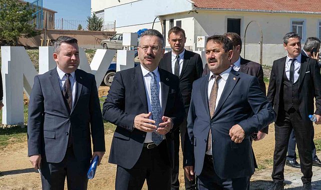 Vali Aksoy, Günyüzü İlçesi'nde yapılan ve yapımı devam eden projeleri yerinde inceledi