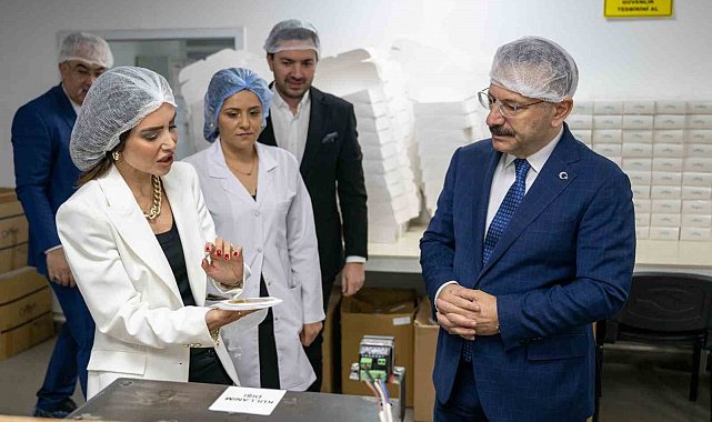 Vali Aksoy'dan Eskişehir'deki fabrikalara 1 Mayıs ziyareti