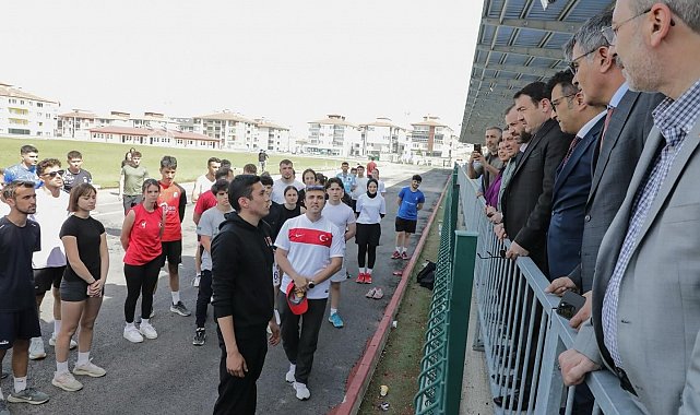 Vali Musa Işın, DPÜ Spor Bilimleri Fakültesi öğrencilerine başarılar diledi