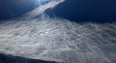 Van'da 'kar şelalesi' hayran bıraktı