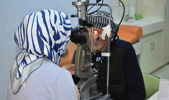 Van'da başarılı kornea nakli: 64 yaşındaki hasta yeniden gördü
