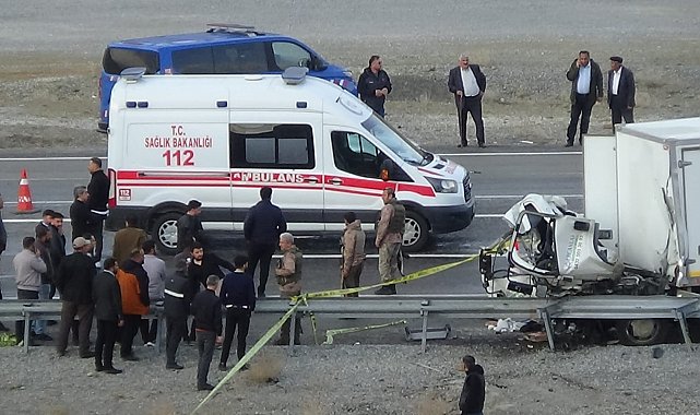 Van'daki feci kazada hayatını kaybedenlerin kimlikleri belli oldu