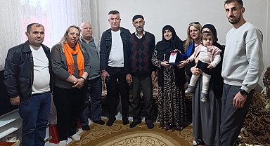 Vatan için evladını feda eden anne, yılın annesi seçildi