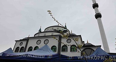 Vezirköprü'de yeni cami ibadete açıldı