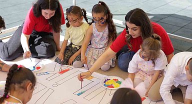 Vodafone Gönüllüleri, Gaziantepli çocukların 23 Nisan coşkusuna ortak oldu