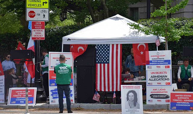 Washington'da Türk vatandaşlarından sözde Ermeni soykırımına karşı protesto