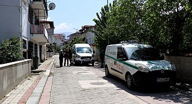 Yalnız yaşadığı evinde ölü bulundu