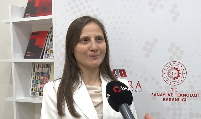 Yapay zeka eğitimini başarıyla tamamlayan 12 görme engelli vatandaşa sertifikaları verildi