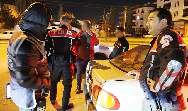 Yasaklı sentetik ecza haplarla yakalanan sürücü gözaltına alındı