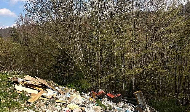 Yaylada utandıran manzara: Çöplüğe dönüştürdüler