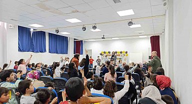 Yazar Topdemir öğrencilerle buluştu