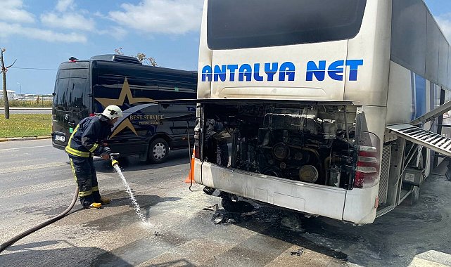 Yedek sürücünün dikkati otobüs yangınını önledi