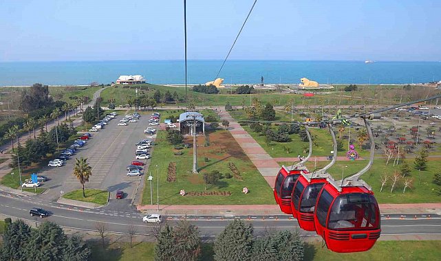 Yenilenen teleferiğe tatilde yoğun ilgi: 10 bin yolcu taşıdı