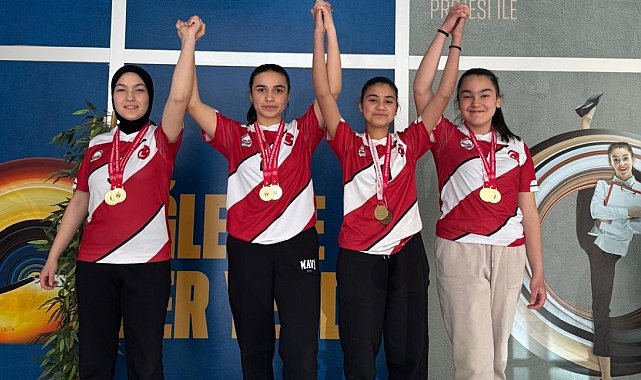 Yıldız Kızlar Bilek Güreşi müsabakasında İnönü'den 5 öğrenci derece elde etti