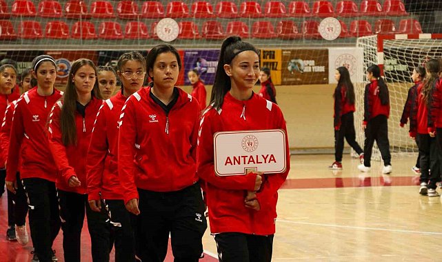 Yıldızlar Türkiye Futsal Birinciliği Kayseri'de başladı