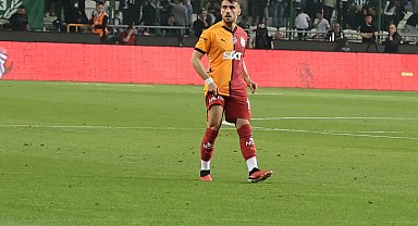 Yunus Akgün, Galatasaray ile 100. maçına çıktı