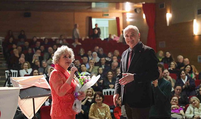 Zeki Müren ve Şükrü Tunar şarkılarla anıldı