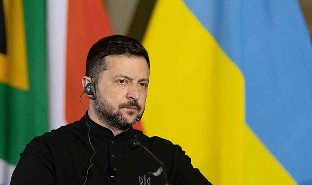 Zelenskiy: " Ruslar Kuzey Kore'de üretilen bir balistik füze kullandılar"
