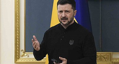 Zelenskiy: "Ukrayna ateşkesin Paskalya Bayramı'nın ötesine uzatılmasını önermektedir"