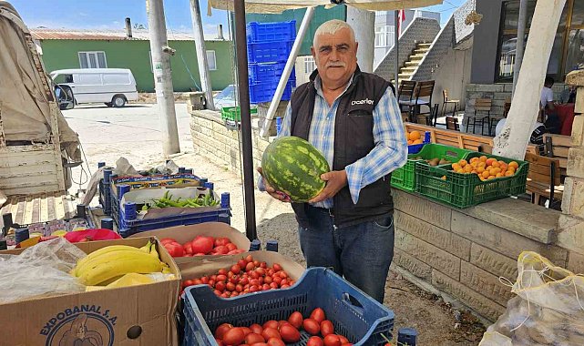 20 yıldır tarlada üretip pazarda satıyor