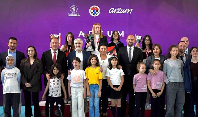 2025 Türkiye Kadınlar Satranç Şampiyonu IM Ekaterina Atalık oldu