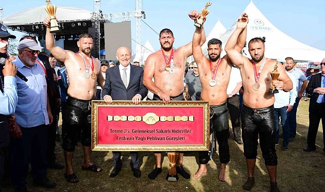 25. Sakarlı Hıdırellez Festivali'nde Başpehlivan Tanju Gemici oldu