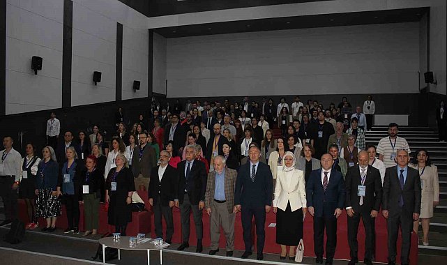 38. Ulusal Dilbilim Kurultayı Erzurum'da başladı