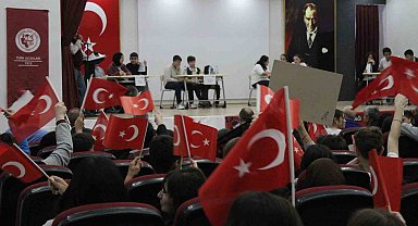 '2025 Millî Kültür Bilgi Yarışmaları' muhteşem finalle gerçekleşti