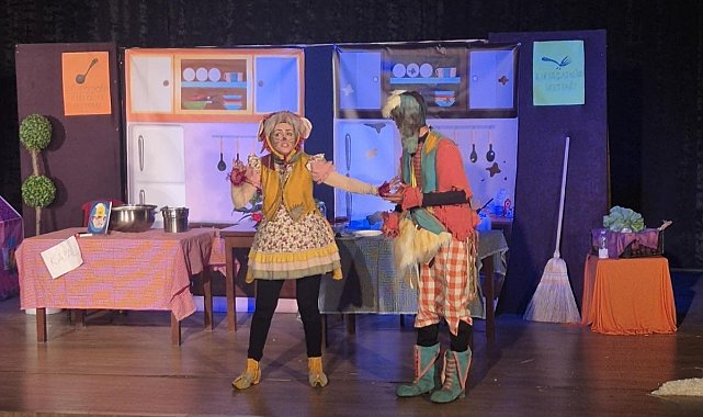 'Harikalar Mutfağı'' adlı çocuk oyunu sahnelendi