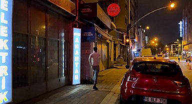 4 kez alkolmetreye üflemedi, yetmedi kaçmaya çalıştı, polisin bir sözüyle geri döndü