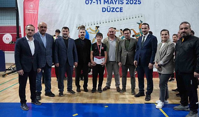 41 ilden 700 sporcu yarıştı