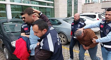 49 ilde düzenlenen operasyonda Samsun'da gözaltına alınan 2 kişi adliye sevk edildi