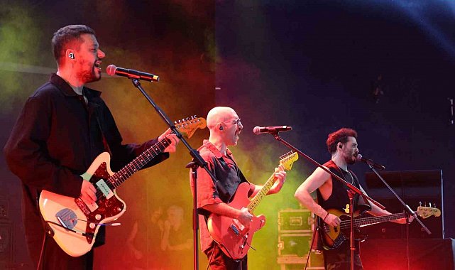 Adamlar söyledi, İzmir Ekonomi coştu