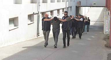 Adana'da DEAŞ'ın uyuyan hücresindeki 5 şüpheli tutuklandı, 1'i sınır dışı edildi