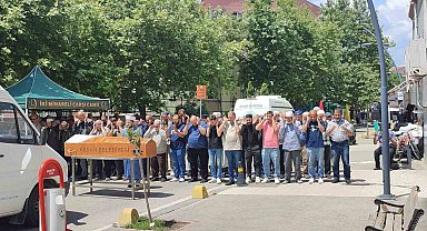 Adana'da hastanede karışan yaşlı kadının cenazesi Edirne'de toprağa verildi