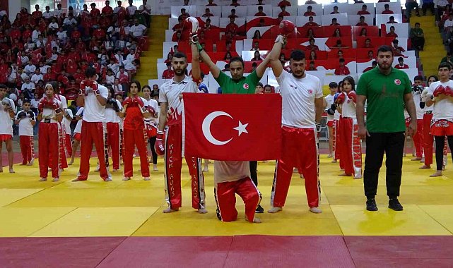 Adıyaman'da 19 Mayıs coşkuyla kutlandı