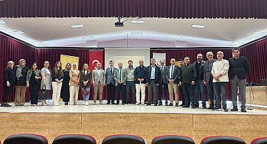 Afyonkarahisar'da Edebiyat Akademisi'nde Mehmet Akif Ersoy anıldı