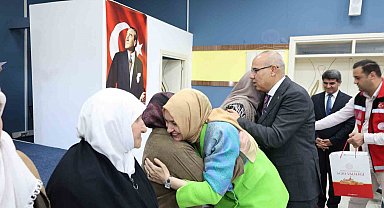 Ağrı'da Anneler Günü'ne özel anlamlı söyleşi programı düzenlendi