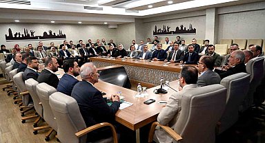 Ak Parti Genel Başkan Vekili Efkan Ala'dan Ak Parti Bursa'ya ziyaret