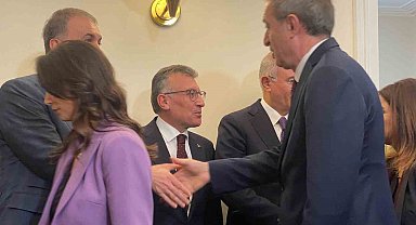 AK Parti heyeti, DEM Parti heyeti ile görüştü