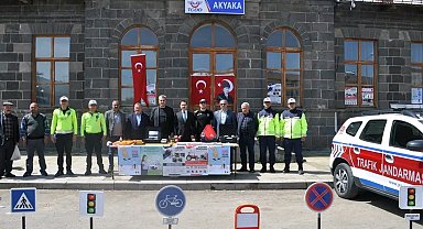 Akyaka'da Trafik Haftası etkinliği