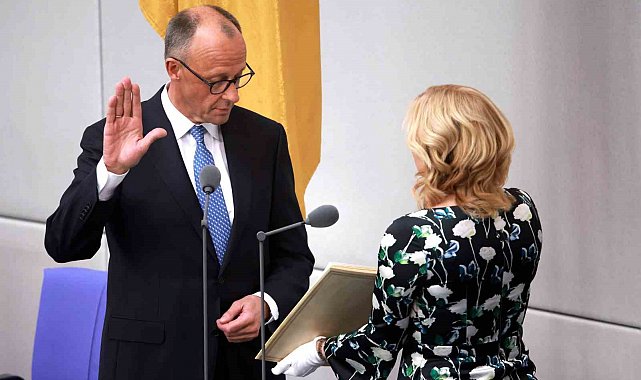 Almanya'da Merz başkanlığındaki yeni hükümet göreve başladı