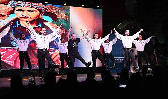 Anadolu Ateşi yaz boyunca Kuşadası'nda yanacak