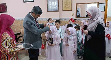 Anamur'da Kur'an ile tanışan minikler için program düzenlendi
