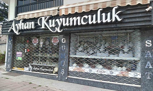 Ankara'da müşterilerini 100 milyon lira dolandıran kuyumcunun kaçtığı iddiası