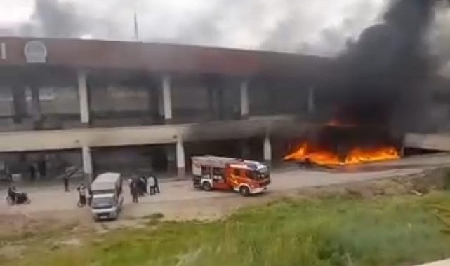 Ankara'da pazar yerinde yangın