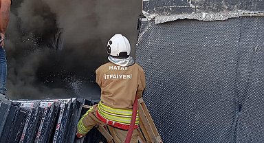 Antakya'da inşaat alanında yangın