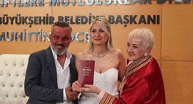 Antalya Büyükşehir Belediyesi nikah salonunda "05.05.2025" yoğunluğu