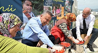 Antalya'da FoodFest'in hasat durağı Kumluca oldu