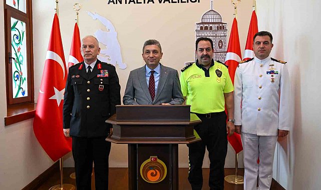 Antalya'da nisanda 154 kaçakçılık, 755 narkotik operasyonu yapıldı